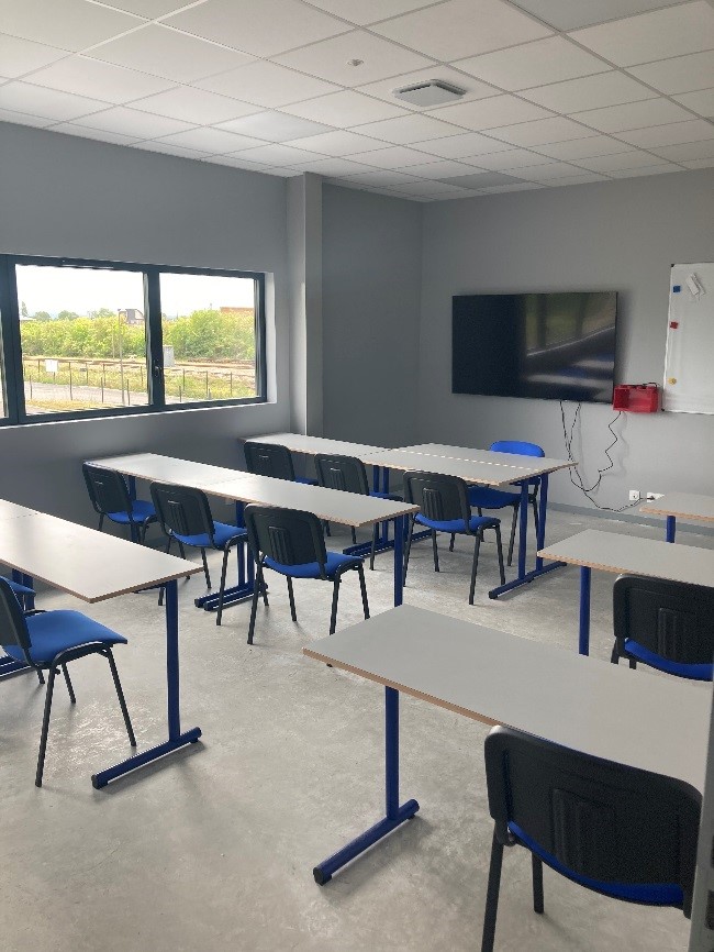 PHOTO SALLE ARGENTAN (1)